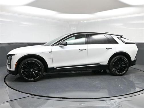 2025 Cadillac LYRIQ Luxury w/1SC