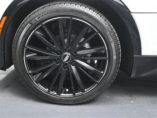 2025 Cadillac LYRIQ Luxury w/1SC