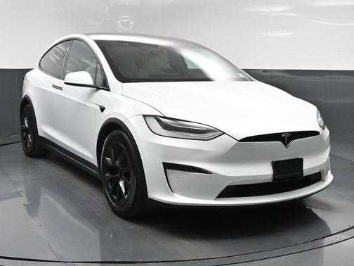 Pearl White Multi-Coat 2023 Tesla Model X AWD