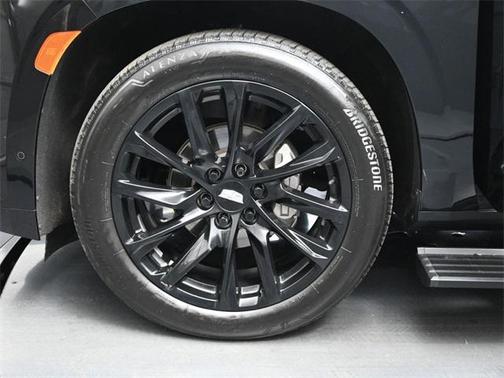 2023 Cadillac Escalade ESV Sport Platinum