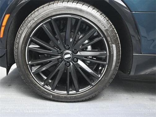 2025 Cadillac LYRIQ Luxury w/1SC