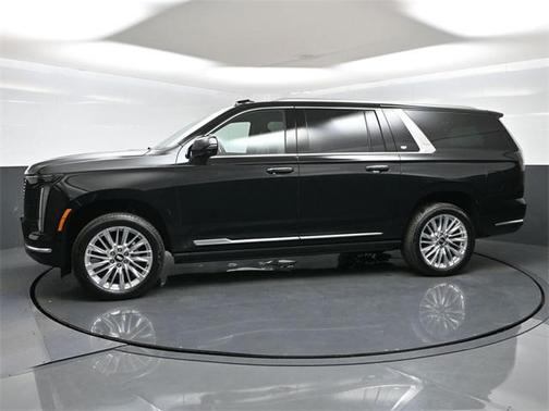 2026 Cadillac Escalade ESV Luxury