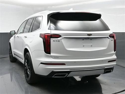 2025 Cadillac XT6 Premium Luxury AWD