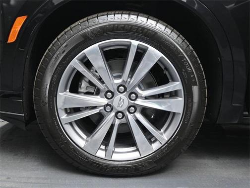 2025 Cadillac XT6 Premium Luxury AWD