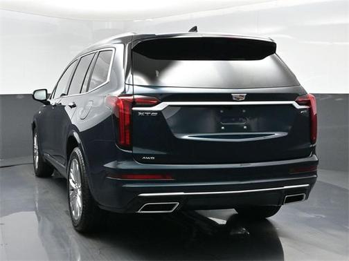 2025 Cadillac XT6 Premium Luxury AWD