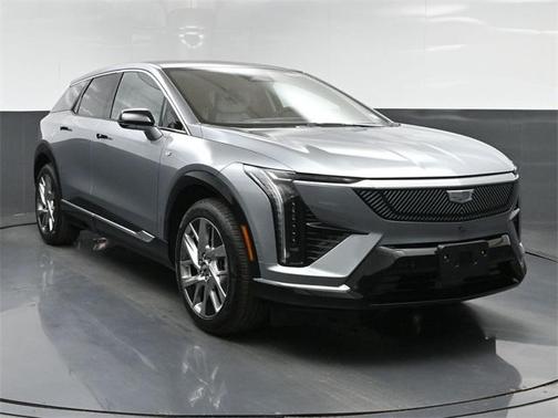 2025 Cadillac OPTIQ Luxury