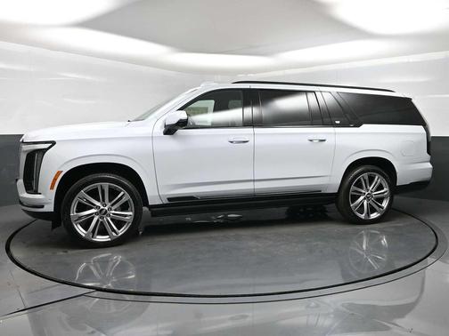 Vibrant White Tricoat 2026 Cadillac Escalade ESV Sport