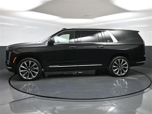 2026 Cadillac Escalade ESV Luxury
