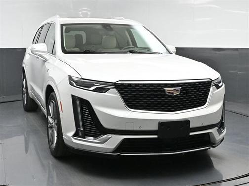 2022 Cadillac XT6 Premium Luxury AWD