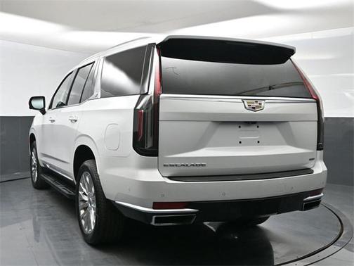 2022 Cadillac Escalade Premium Luxury