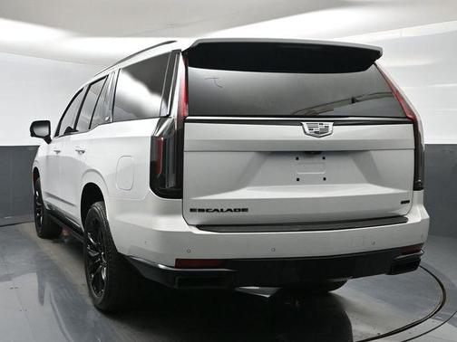 2024 Cadillac Escalade Sport