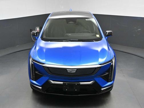 Coastal Blue Metallic 2026 Cadillac OPTIQ Luxury