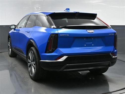 2026 Cadillac OPTIQ Premium Luxury