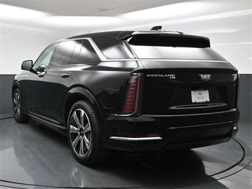 2025 Cadillac Escalade IQ Luxury 1