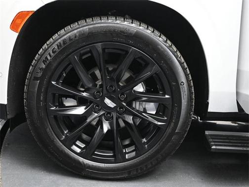 2024 Cadillac Escalade ESV Sport