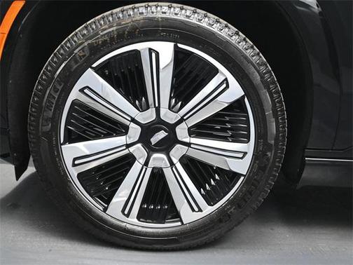 2025 Cadillac Escalade Luxury
