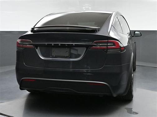 2024 Tesla Model X Long Range