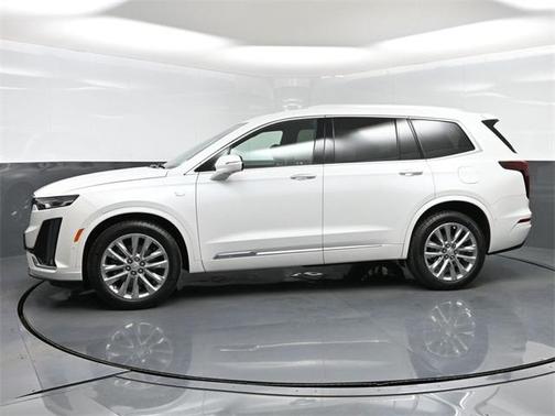 2022 Cadillac XT6 Premium Luxury AWD