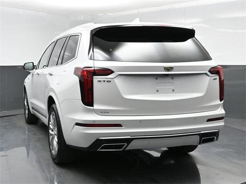 2025 Cadillac XT6 Premium Luxury AWD