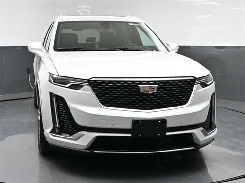 2025 Cadillac XT6 Premium Luxury AWD