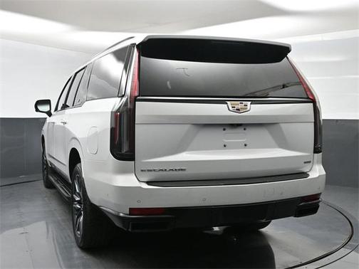 2023 Cadillac Escalade ESV Sport