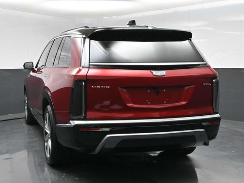 Radiant Red Tintcoat 2026 Cadillac VISTIQ Luxury