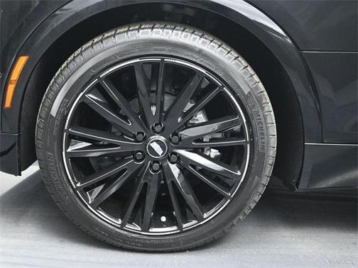 2025 Cadillac LYRIQ Luxury w/1SC