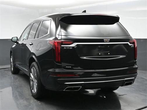 2022 Cadillac XT6 Premium Luxury AWD