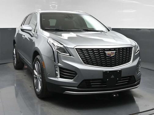 Argent Silver Metallic 2026 Cadillac XT5 Premium Luxury