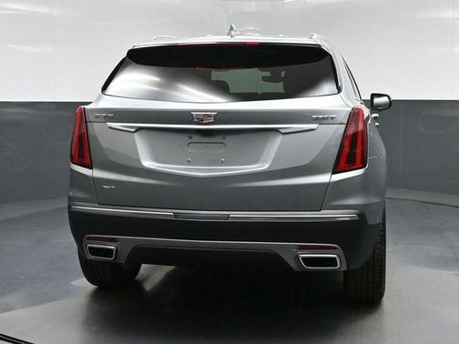 Argent Silver Metallic 2026 Cadillac XT5 Premium Luxury