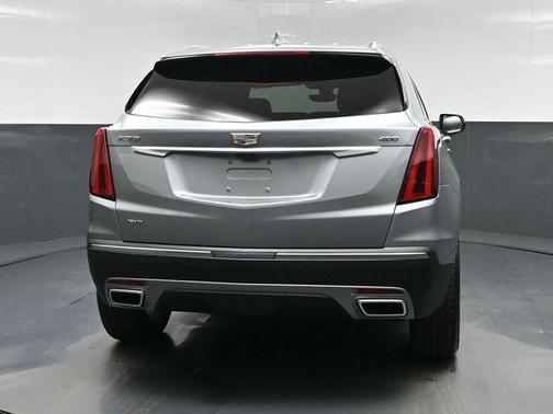 Argent Silver Metallic 2026 Cadillac XT5 Premium Luxury