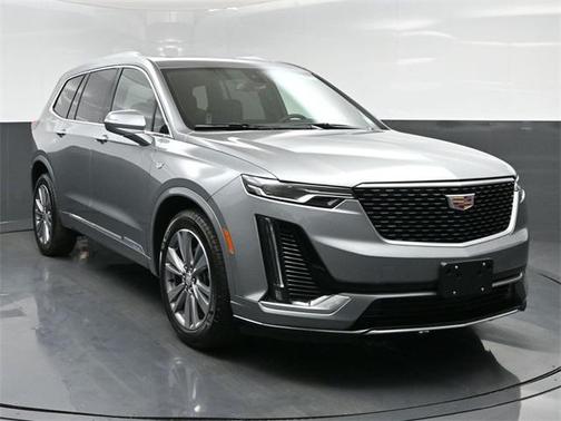2025 Cadillac XT6 Premium Luxury AWD