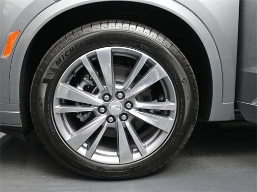 2025 Cadillac XT6 Premium Luxury AWD