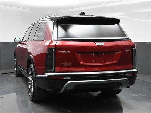 2026 Cadillac VISTIQ Luxury