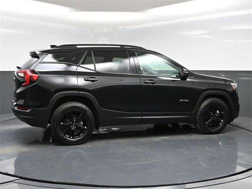 2024 GMC Terrain AWD AT4