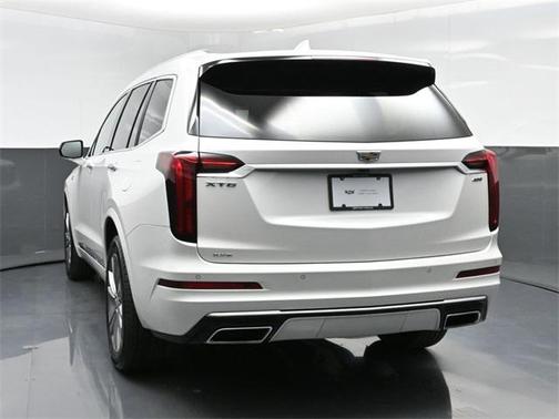2022 Cadillac XT6 Premium Luxury AWD