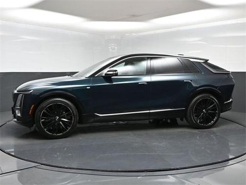 2025 Cadillac LYRIQ Luxury w/1SC