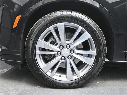 2024 Cadillac XT6 Premium Luxury AWD