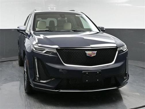 2025 Cadillac XT6 Sport AWD