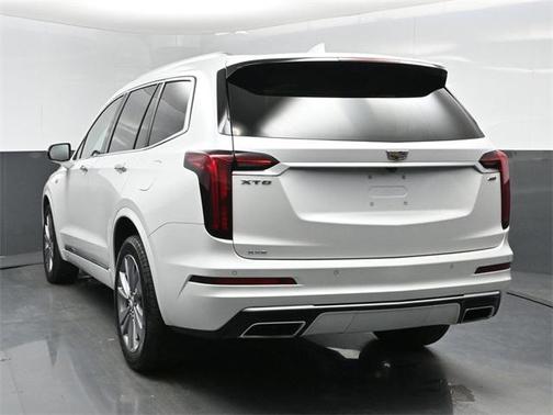 2023 Cadillac XT6 Premium Luxury AWD