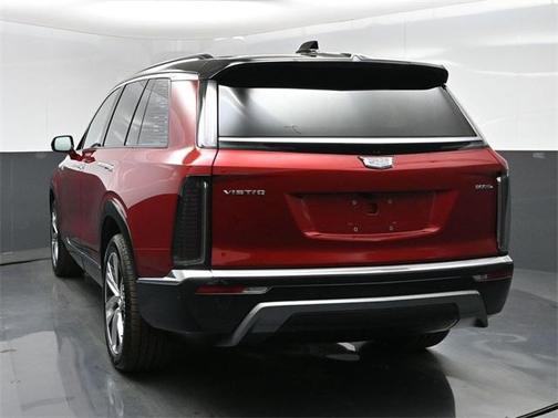 2026 Cadillac VISTIQ Luxury