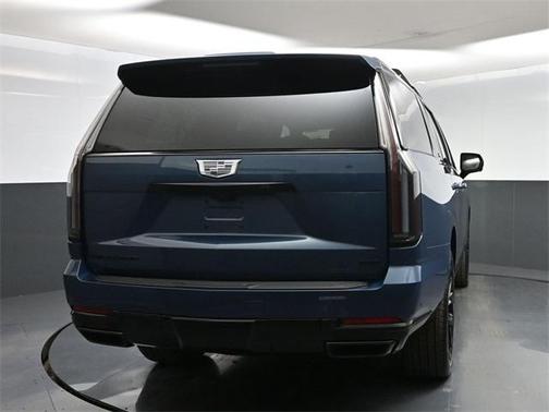 2026 Cadillac Escalade ESV Sport Platinum