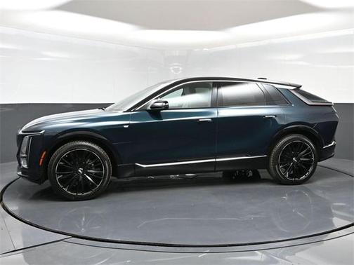 2025 Cadillac LYRIQ Luxury w/1SC