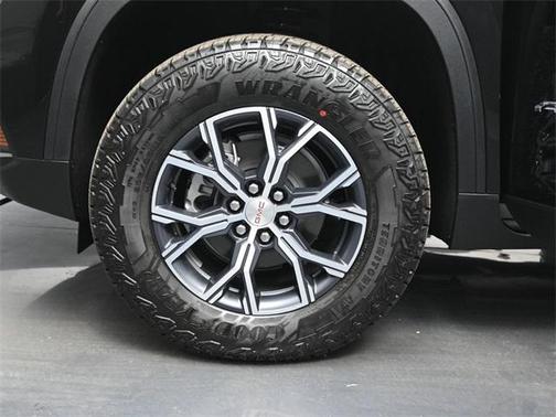 2026 GMC Acadia AT4 AWD