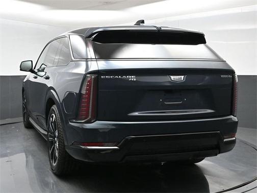 2025 Cadillac Escalade IQ Sport 1