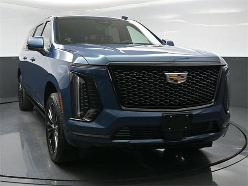 2026 Cadillac Escalade ESV Sport Platinum