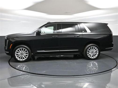 2025 Cadillac Escalade ESV Luxury