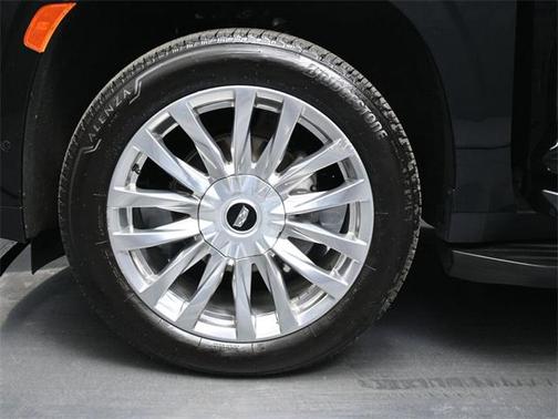 2022 Cadillac Escalade ESV Premium Luxury