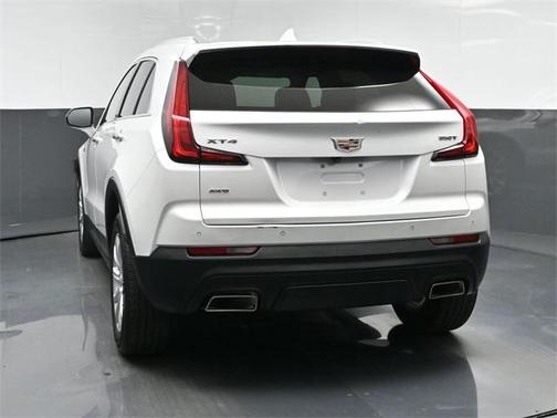 2022 Cadillac XT4 Luxury