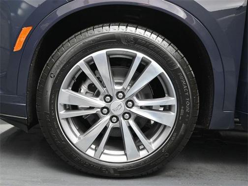 2025 Cadillac XT6 Premium Luxury AWD
